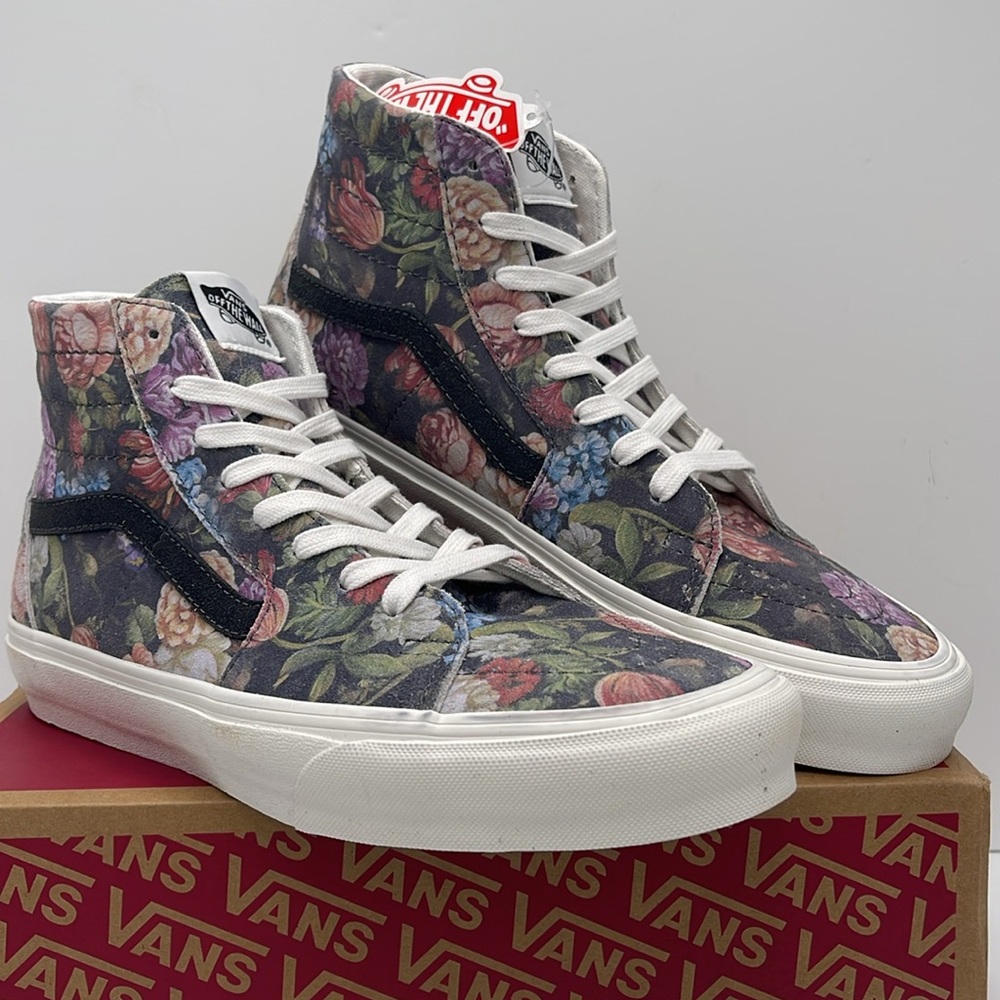 Vans Men’s Moody Floral Sk8-Hi Tapered Sneakers Grey/White
VN0A7Q621XM - Picture 4 of 16